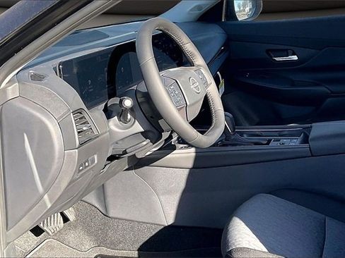 New 2026 Nissan Sentra SV w/ SV Convenience Package image 7