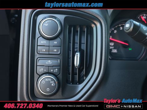 Used 2024 Chevrolet Silverado 1500 Custom Trail Boss w/ Turbomax Blackout Package AWD/4WD image 18