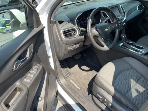 Used 2020 Chevrolet Equinox LT FWD image 8