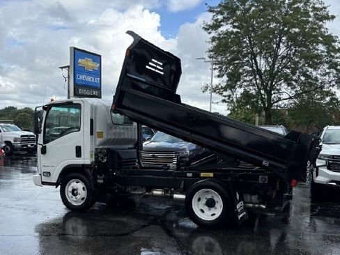 New 2025 Chevrolet Low Cab Forward image 2