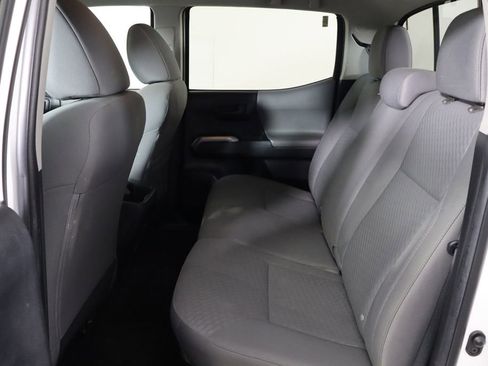 Used 2022 Toyota Tacoma SR5 w/ Technology Package RWD image 16