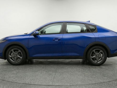 Used 2025 Kia K4 LXS image 5