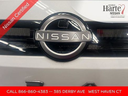 Certified 2025 Nissan Murano SV image 19