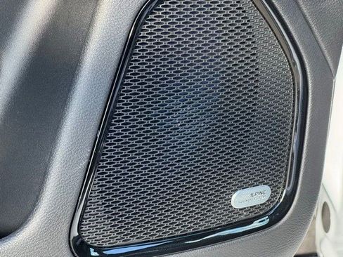 New 2026 Jeep Compass Trailhawk w/ Sun, Sound & Navigation Group AWD/4WD image 11