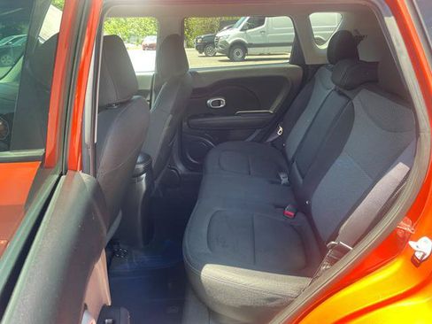 Used 2019 Kia Soul + FWD image 23