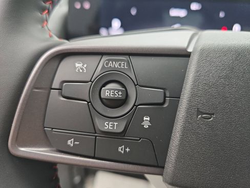 Used 2026 Nissan Sentra SR w/ Floor Mat Package FWD image 25