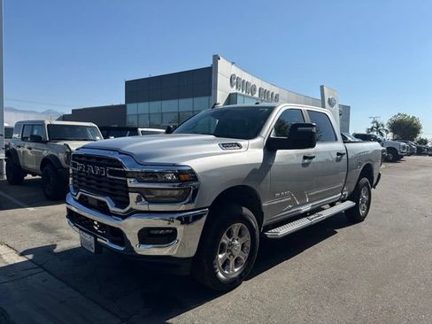 Used 2026 RAM 2500 Big Horn AWD/4WD image 1