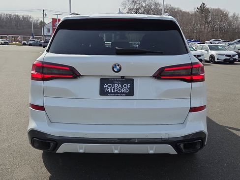 Used 2021 BMW X5 xDrive40i w/ M Sport Package image 6
