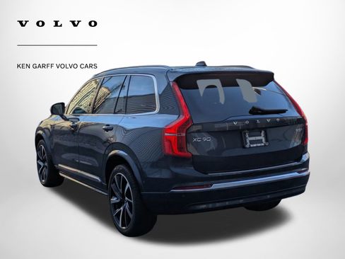 Certified 2023 Volvo XC90 B5 Plus w/ Protection Package Premier image 5