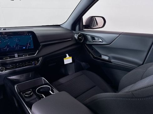 New 2026 Chevrolet Equinox LT w/ Safety and Technology Package image 26