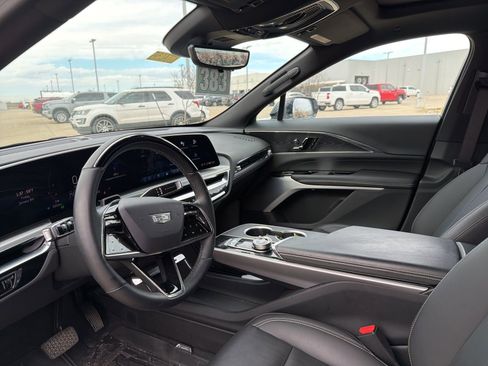 Certified 2024 Cadillac Lyriq Luxury w/ LPO, Floor Liner Package image 10