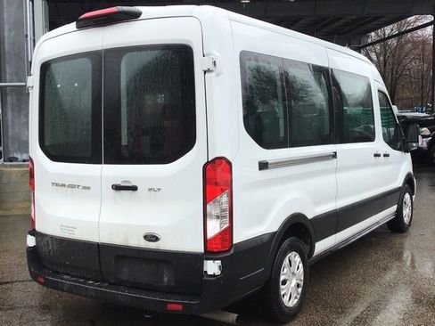 Used 2023 Ford Transit 350 XLT image 3