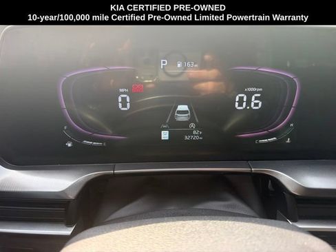 Certified 2024 Kia Telluride S w/ S Sunroof Package FWD image 24