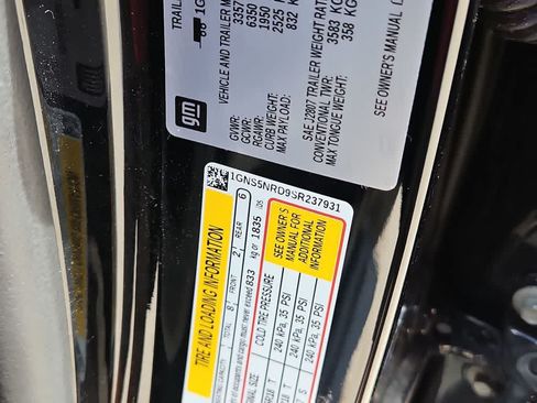 Used 2025 Chevrolet Tahoe LT RWD image 25
