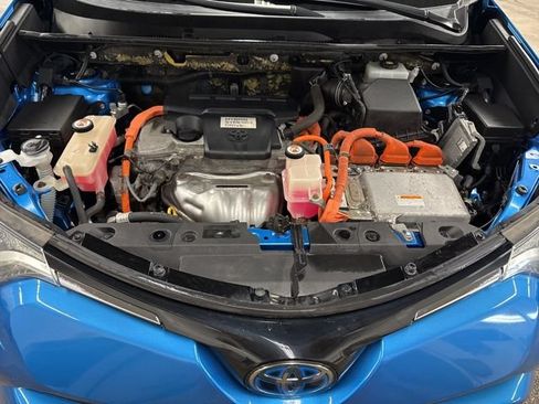 Used 2018 Toyota RAV4 LE AWD/4WD image 29