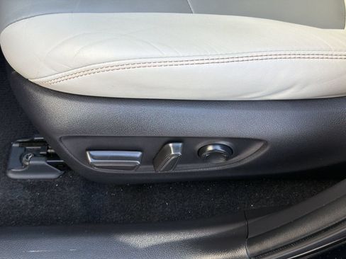 Used 2019 Toyota RAV4 XLE Premium w/ Cold Weather Package FWD image 15