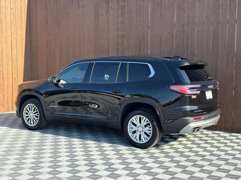 Used 2024 GMC Acadia Elevation w/ Luxury Package FWD image 17