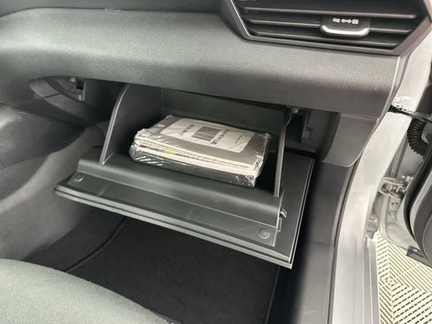 Used 2024 Nissan Altima 2.5 SV image 23