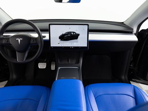 Used 2022 Tesla Model Y Performance AWD/4WD image 35