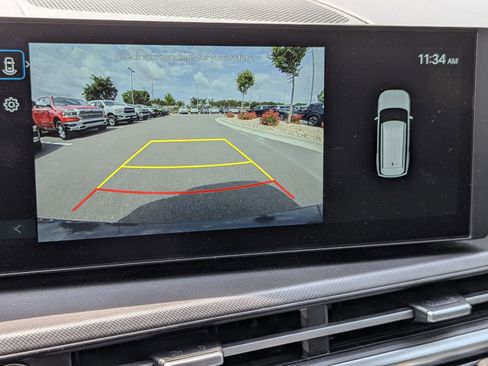 Used 2025 Hyundai Santa Fe SEL AWD/4WD image 23
