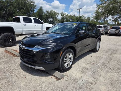 Used 2021 Chevrolet Blazer LT FWD image 3