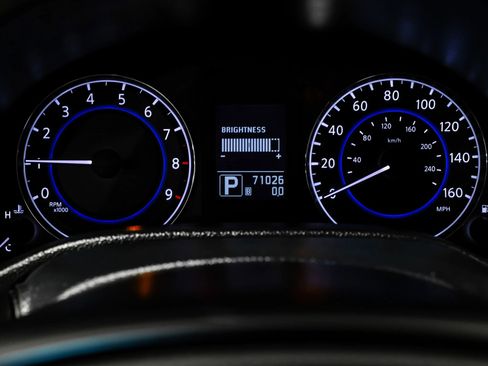 Used 2011 INFINITI G37 Sport w/ Premium Pkg image 21