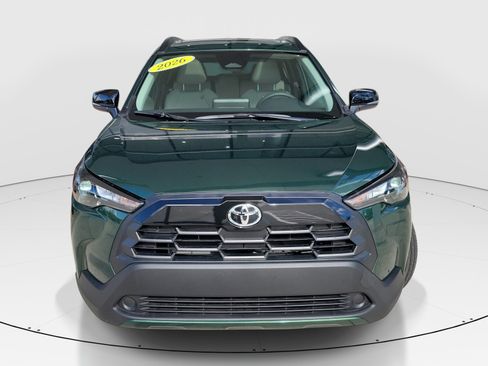 Used 2026 Toyota Corolla Cross LE w/ Moonroof Package FWD image 2