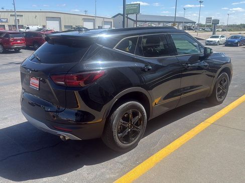 Used 2024 Chevrolet Blazer LT w/ Midnight/Sport Edition FWD image 7