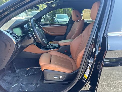Used 2023 BMW X4 xDrive30i AWD/4WD image 9