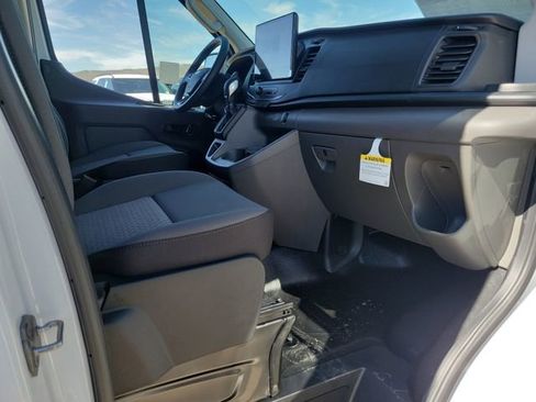 New 2026 Ford Transit 250 148 Medium Roof RWD image 17