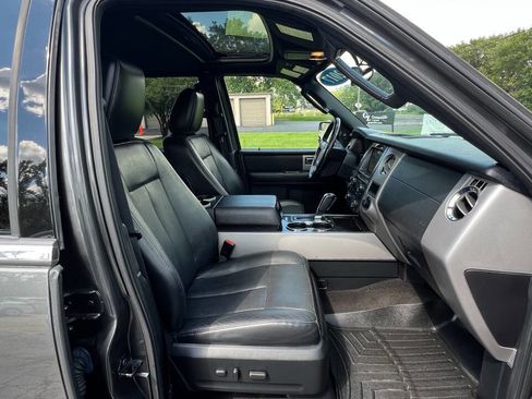 Used 2017 Ford Expedition EL Limited image 28