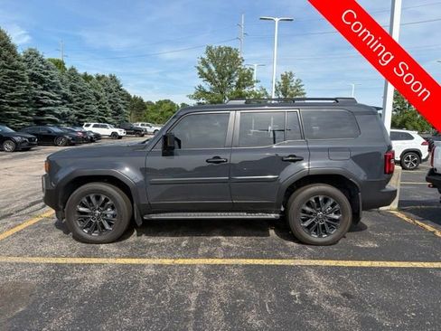 Used 2026 Toyota Land Cruiser w/ Premium Package AWD/4WD image 7