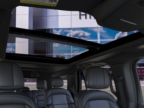 New 2026 Lincoln Navigator Reserve w/ Jet Appearance Package AWD/4WD image 22