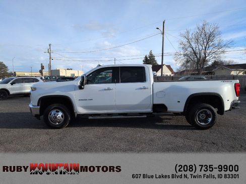 Used 2020 Chevrolet Silverado 3500 LTZ w/ LTZ Plus Package image 4