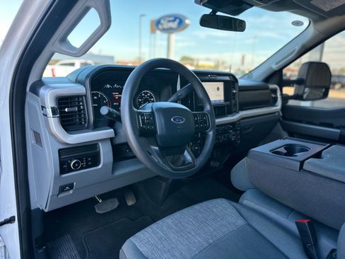 Used 2025 Ford F350 XLT image 17