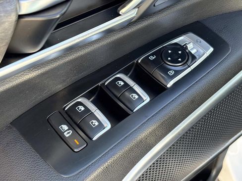 Used 2022 Kia Telluride SX w/ SX Prestige Package image 27