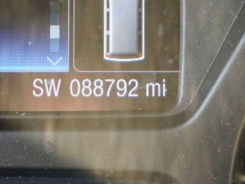 Used 2019 Ford Transit 150 XLT image 23