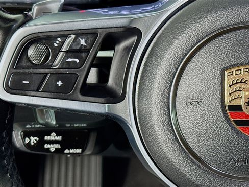 Used 2020 Porsche Cayenne image 13