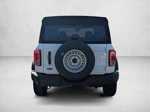 New 2025 Ford Bronco 4-Door image 8