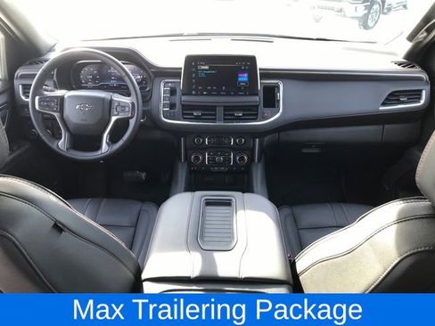 Used 2024 Chevrolet Suburban RST w/ Luxury Package image 5