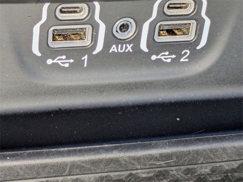 Used 2024 RAM 1500 Laramie image 26