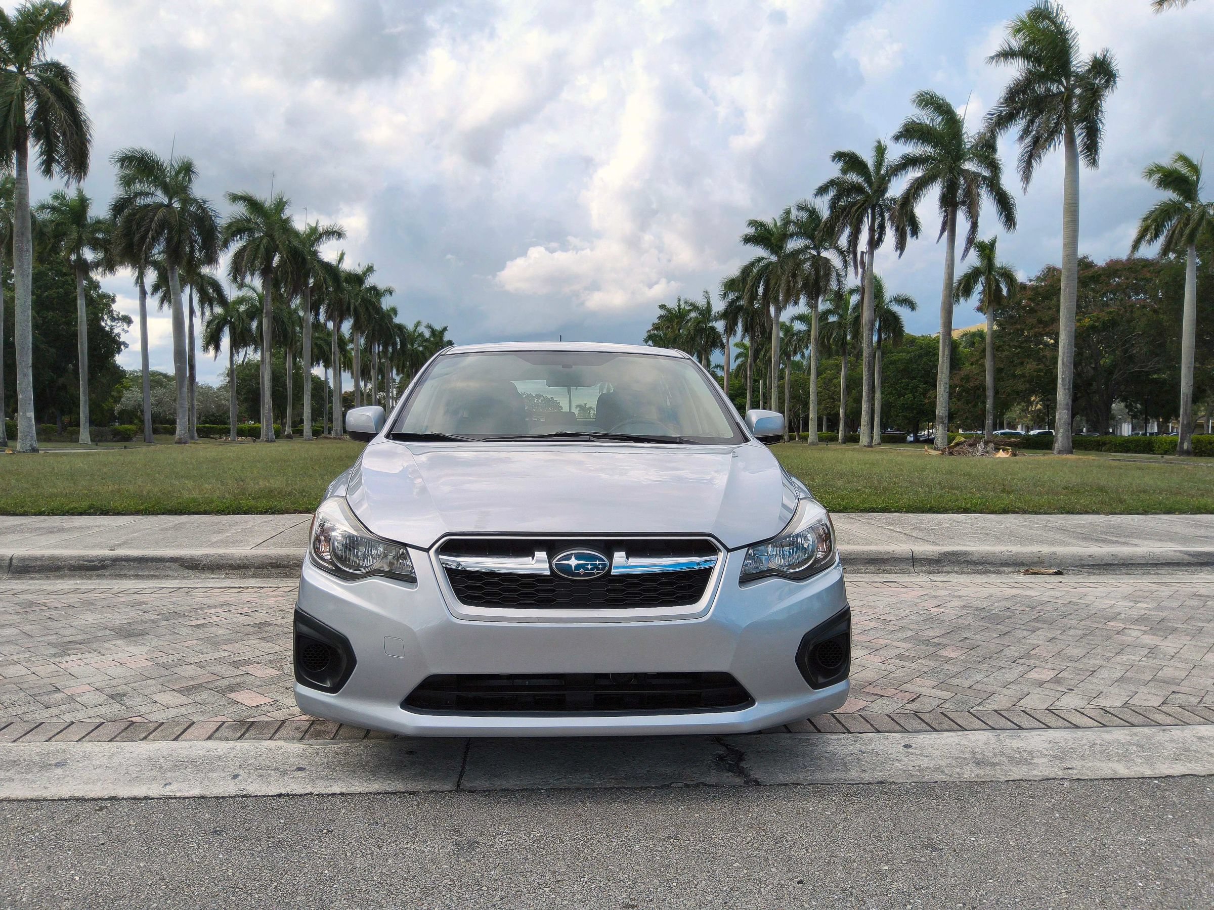 Used 2014 Subaru Impreza 2.0i Premium w/ All-Weather Package w/CVT AWD/4WD image 2
