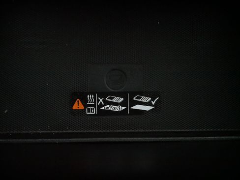 Used 2024 Chevrolet Suburban High Country image 29