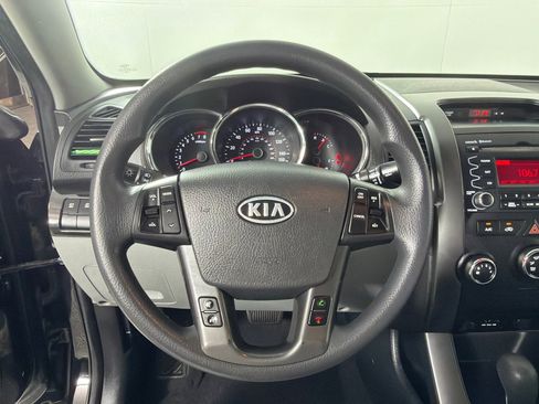 Used 2011 Kia Sorento LX AWD/4WD image 14