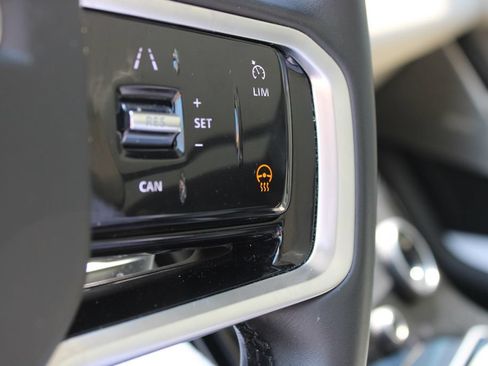 Used 2021 Land Rover Range Rover Velar S AWD/4WD image 16
