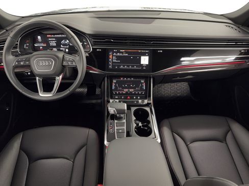 Used 2025 Audi Q8 Premium Plus image 19