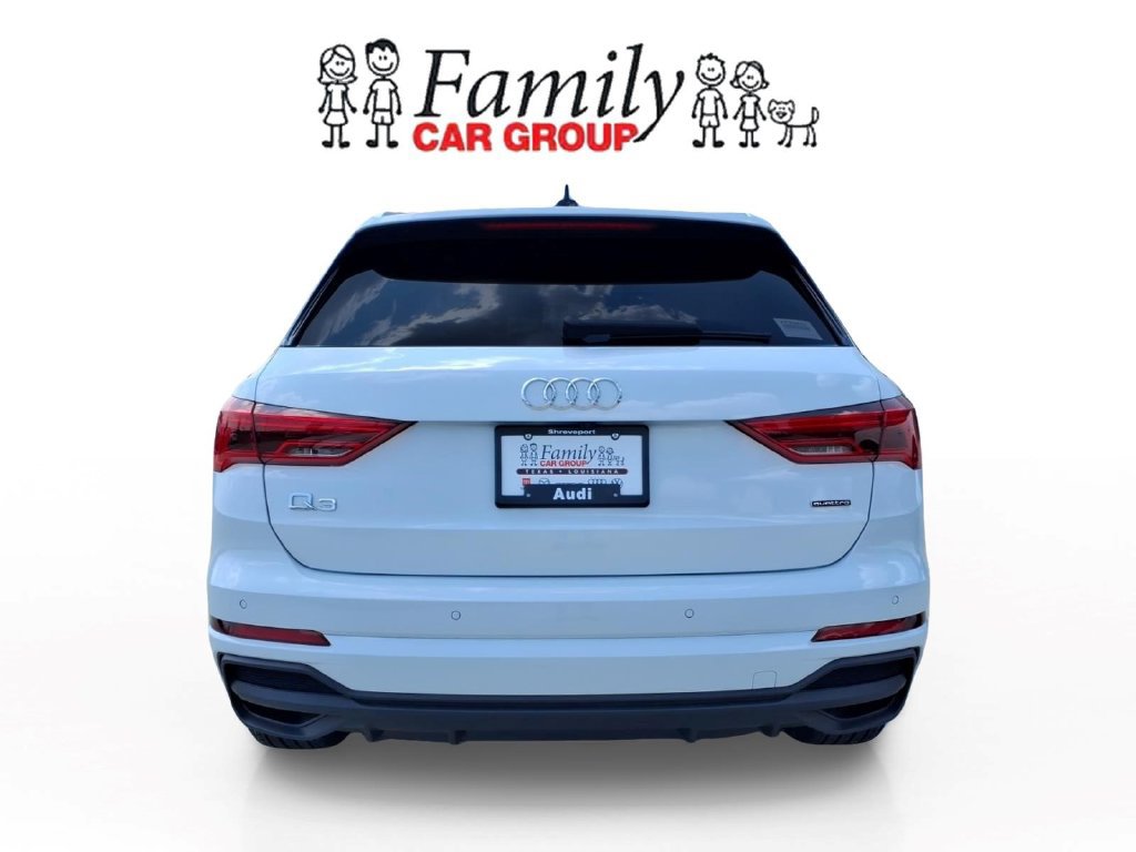 Used 2023 Audi Q3 2.0T Premium Plus w/ Premium Plus Package AWD/4WD image 3
