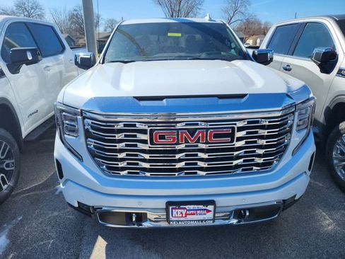 New 2026 GMC Sierra 1500 Denali AWD/4WD image 2