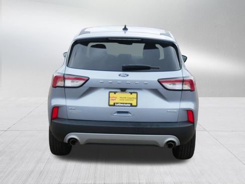 Certified 2022 Ford Escape SE w/ Cold Weather Package AWD/4WD image 6