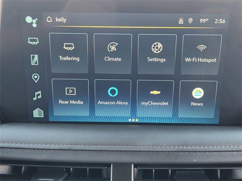 Used 2024 Chevrolet Suburban High Country w/ Advanced Technology Package image 17